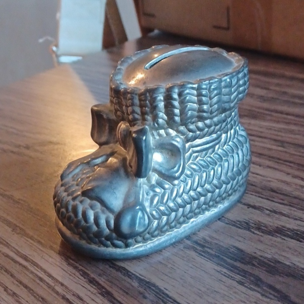 Vintage Leonard Silver Plate Coin Bank Baby Nursery Boot Bow, 3.5”x2.5”x2.5”